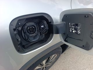 Mercedes-Benz GLA 250 2022 PLUG IN AYTOMATO-thumb-55