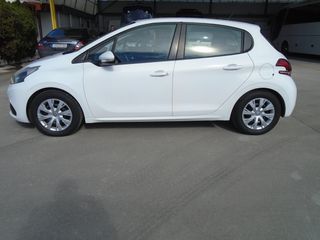 Peugeot 208 2019 P-thumb-4