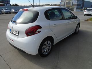 Peugeot 208 2019 P-thumb-9