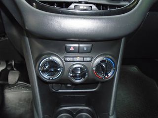 Peugeot 208 2019 P-thumb-22