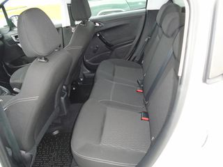 Peugeot 208 2019 P-thumb-9