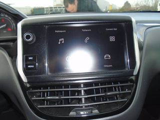 Peugeot 208 2019 P-thumb-25