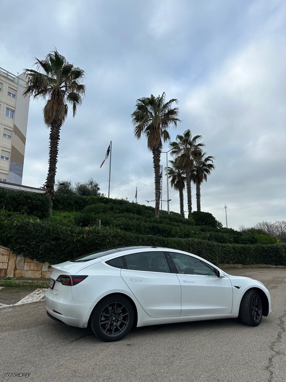 Tesla Model 3 2019 LONG RANGE DUAL MOTOR