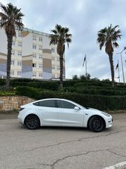 Tesla Model 3 2019 LONG RANGE DUAL MOTOR-thumb-1