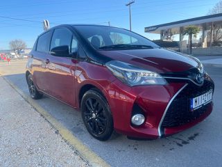Toyota Yaris 2017 HYBRID AUTOMATIC