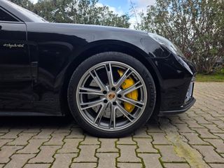 Porsche Panamera 2019-thumb-12