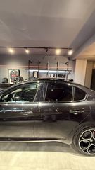 Alfa Romeo Giulia 2024 VELOCE-thumb-4
