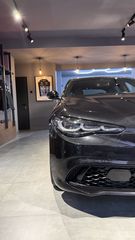 Alfa Romeo Giulia 2024 VELOCE-thumb-30