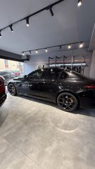 Alfa Romeo Giulia 2020 VELOCE-thumb-6