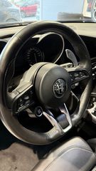 Alfa Romeo Giulia 2020 VELOCE-thumb-27