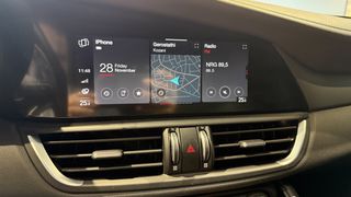Alfa Romeo Giulia 2020 VELOCE-thumb-30