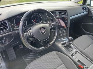 Volkswagen Golf 2018 TGI BLUEMOTION-thumb-10