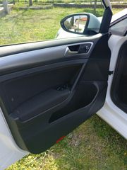 Volkswagen Golf 2018 TGI BLUEMOTION-thumb-14
