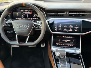 Audi RS6 2021 *PANORAMA*SOFT CLOSE*HUD*LASER*FULL EXTRA*-thumb-45