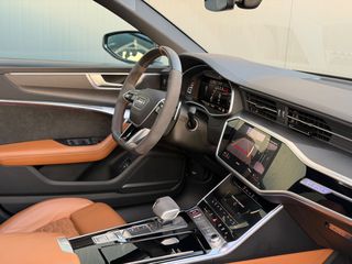 Audi RS6 2021 *PANORAMA*SOFT CLOSE*HUD*LASER*FULL EXTRA*-thumb-53