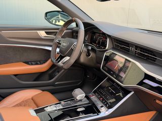 Audi RS6 2021 *PANORAMA*SOFT CLOSE*HUD*LASER*FULL EXTRA*-thumb-54