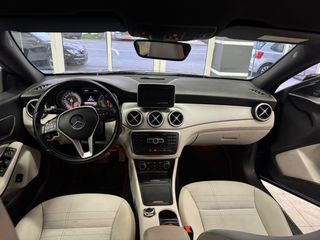 Mercedes-Benz CLA 220 2015-thumb-23