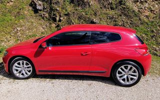 Volkswagen Scirocco 2009-thumb-1