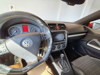 Volkswagen Scirocco 2009-thumb-6