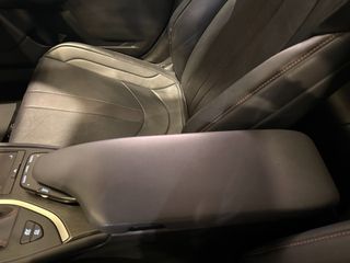 Lexus UX 2019 250h 4WD F-Sport Led_Matrix-thumb-83