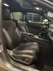 Lexus UX 2019 250h 4WD F-Sport Led_Matrix-thumb-93