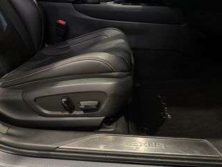 Lexus UX 2019 250h 4WD F-Sport Led_Matrix-thumb-94