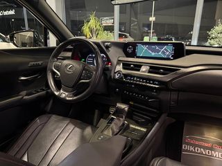 Lexus UX 2019 250h 4WD F-Sport Led_Matrix-thumb-97