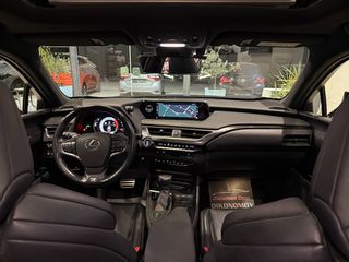 Lexus UX 2019 250h 4WD F-Sport Led_Matrix-thumb-50