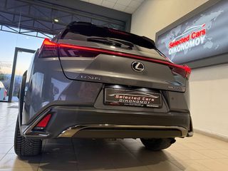 Lexus UX 2019 250h 4WD F-Sport Led_Matrix-thumb-16