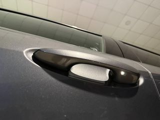 Lexus UX 2019 250h 4WD F-Sport Led_Matrix-thumb-45
