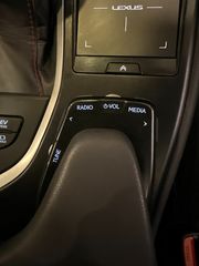 Lexus UX 2019 250h 4WD F-Sport Led_Matrix-thumb-82