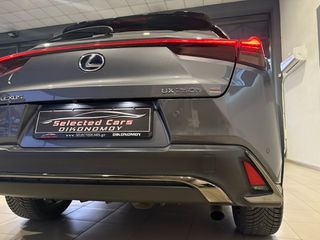 Lexus UX 2019 250h 4WD F-Sport Led_Matrix-thumb-17