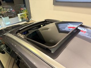 Lexus UX 2019 250h 4WD F-Sport Led_Matrix-thumb-7