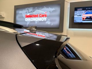 Lexus UX 2019 250h 4WD F-Sport Led_Matrix-thumb-10