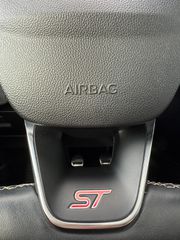 Ford Focus 2020 ST-thumb-35