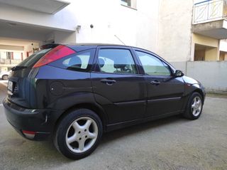 Ford Focus 2004-thumb-7