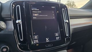 Volvo XC40 2020 R Design 4x4 ΑΡΙΣΤΟ-thumb-40