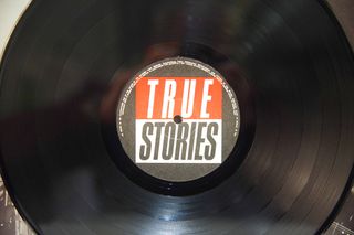 TALKING HEADS - TRUE STORIES-thumb-8