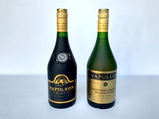 2 Γαλλικά Brandy NAPOLEON:  William Pitters VSOP + Colbert, Vintage 1990s, Σφραγισμένα