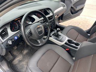 Audi A4 allroad 2011-thumb-11