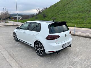 Volkswagen Golf 2016 GTI CLUBSPORT-thumb-5