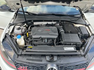 Volkswagen Golf 2016 GTI CLUBSPORT-thumb-8