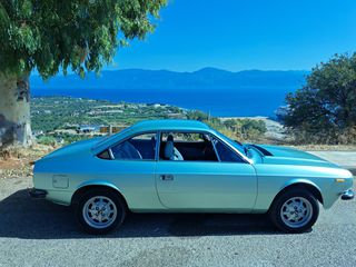 Lancia Beta 1979 COUPE-thumb-8