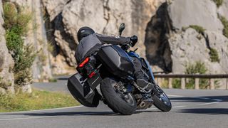 Yamaha Tracer 9 GT+ 2026 Y-AMT  ΜΕ 10% ΕΩΣ 84 ΜΗΝΕΣ ΔΩΡΕΑΝ 3ος  ΧΡΟΝΟΣ ΕΓΓΥΗΣΗΣ!-thumb-9
