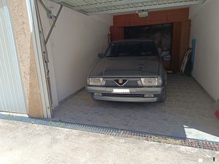 Alfa Romeo Alfa 75 1990