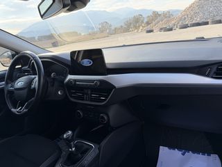 Ford Focus 2019-thumb-16