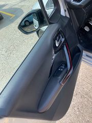 Peugeot 208 2016-thumb-11