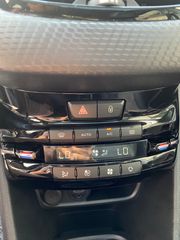 Peugeot 208 2016-thumb-17