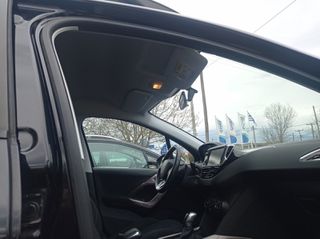 Peugeot 2008 2016-thumb-13