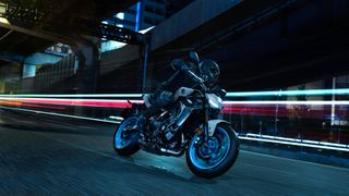 Yamaha MT-09 Y-AMT 2026 ΕΤΟΙΜΟΠΑΡΑΔΟΤΗ  10%  ΕΩΣ 84 ΜΗΝΕΣ ΔΩΡΕΑΝ 3ος  ΧΡΟΝΟΣ ΕΓΓΥΗΣΗ-thumb-16